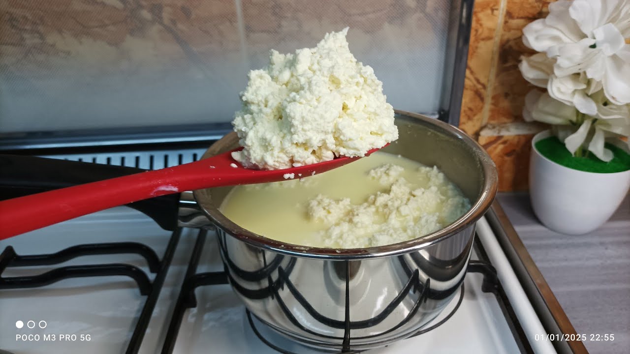 طريقة تحضير حليب اللبأ الغنم ( الحثيمة ) بمكون واحد فقط || حليب الغنم وفوائدة الكثيرة👌