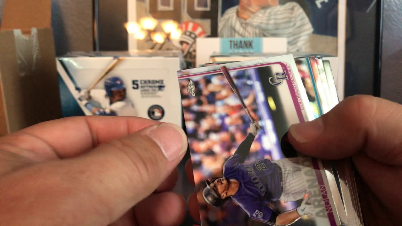 2019 Topps Chrome - Rookie Autographs Austin Riley #RA-AR (AU, RC) for