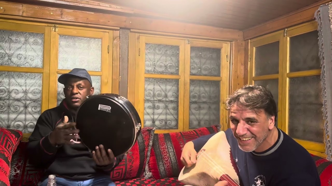 عبدالرحمان الگادي و محمد قزنون في قطعة كلاسيكية من الزمن الجميل „ممين وممينو" 