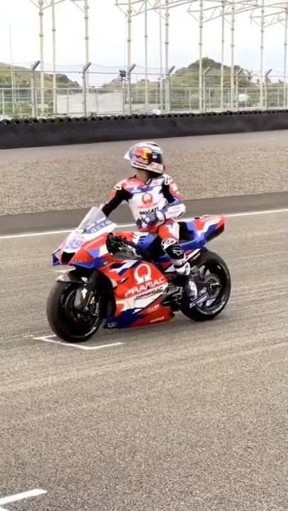 suara motor GP dari dekat😱