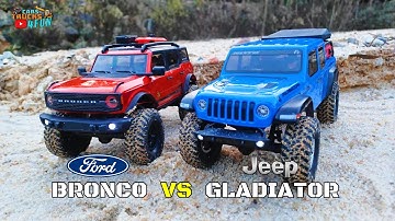 JEEP GLADIATOR VS FORD BRONCO 4WD | 1/24 SCALE | Axial SCX24  | Comparasion Test | Cars Trucks 4 Fun