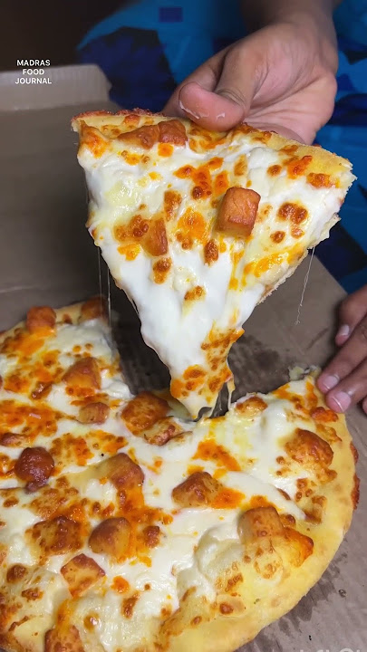 4 cheese pizza from dominos #ytshorts #shorts