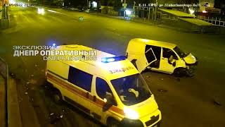 Видео момента ДТП со скорой на перекрестке Слобожанского и Калиновой 16.09 видео