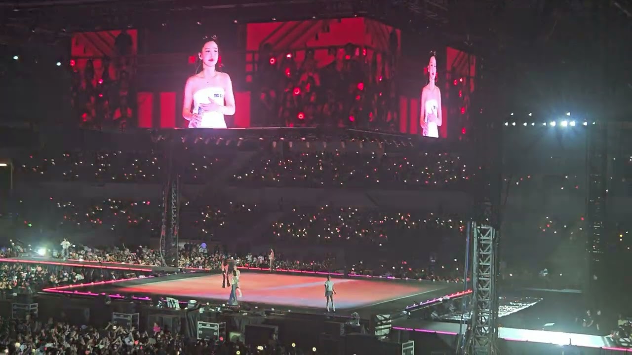 TWICE トゥワイス 트와이스 - 「ME+YOU」live || 251025 Kuala Lumpur, KL, Malaysia