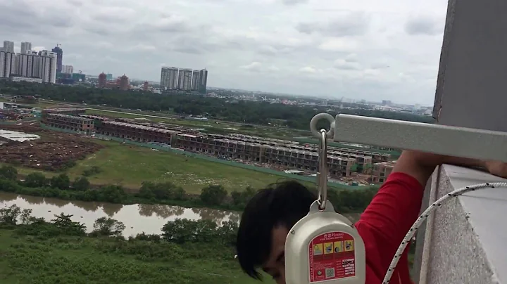 Dây thoát hiểm nhà cao tầng ở Homyland 2