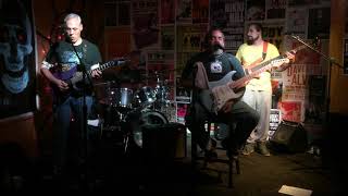 Ike Willis I Am the Slime at Tip Top Deluxe Bar & Grill - Grand Rapids, MI October 23, 2017