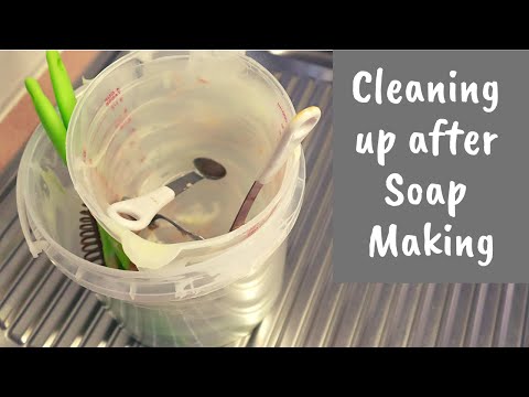 Cleaning up after soap making - the best tip!