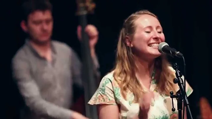 Tessa Smith and the AppleJacks: A Swing Band for S...