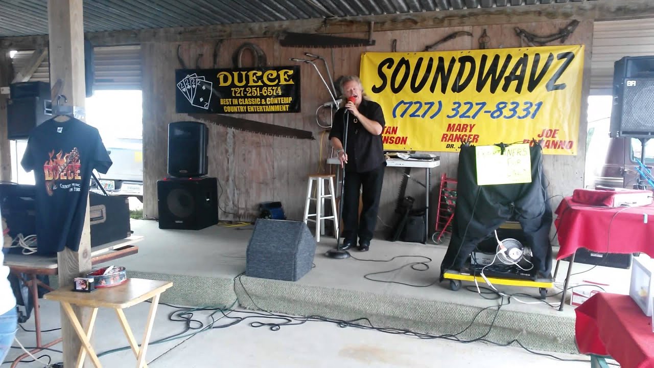 Stan johnson at wagon wheel flea market