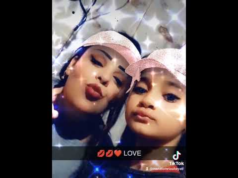 ميمتي ربي يخليك ليا تاج فوق الراس