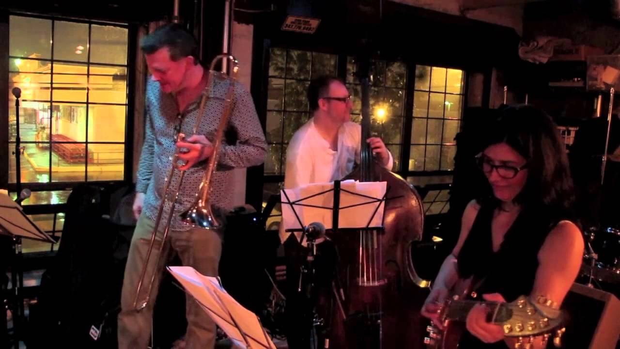 MO-FI-CO (Amanda Monaco, Joe Fiedler, and Sean Conly): 3. Foreign Fun