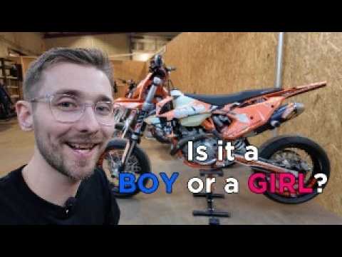 GENDER REVEAL - SUPERMOTO STYLE - BOY OR GIRL BURNOUT