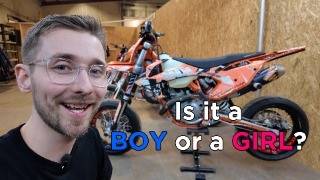 GENDER REVEAL - SUPERMOTO STYLE - BOY OR GIRL BURNOUT