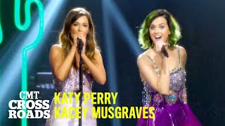 Katy Perry & Kacey Musgraves Perform 'Roar' 🦁 CMT Crossroads