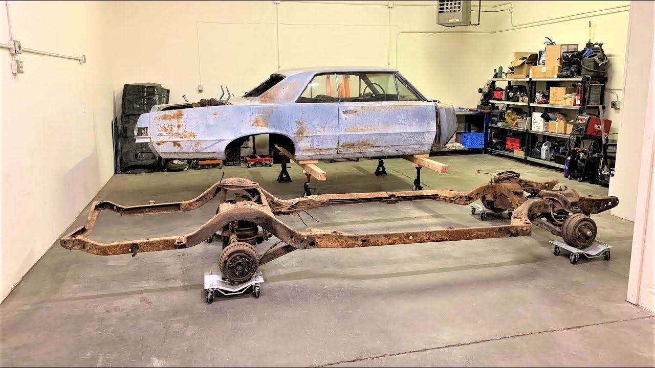 1965 Pontiac Gto Restoration - Drag Race Project - Removing The Body From The Frame