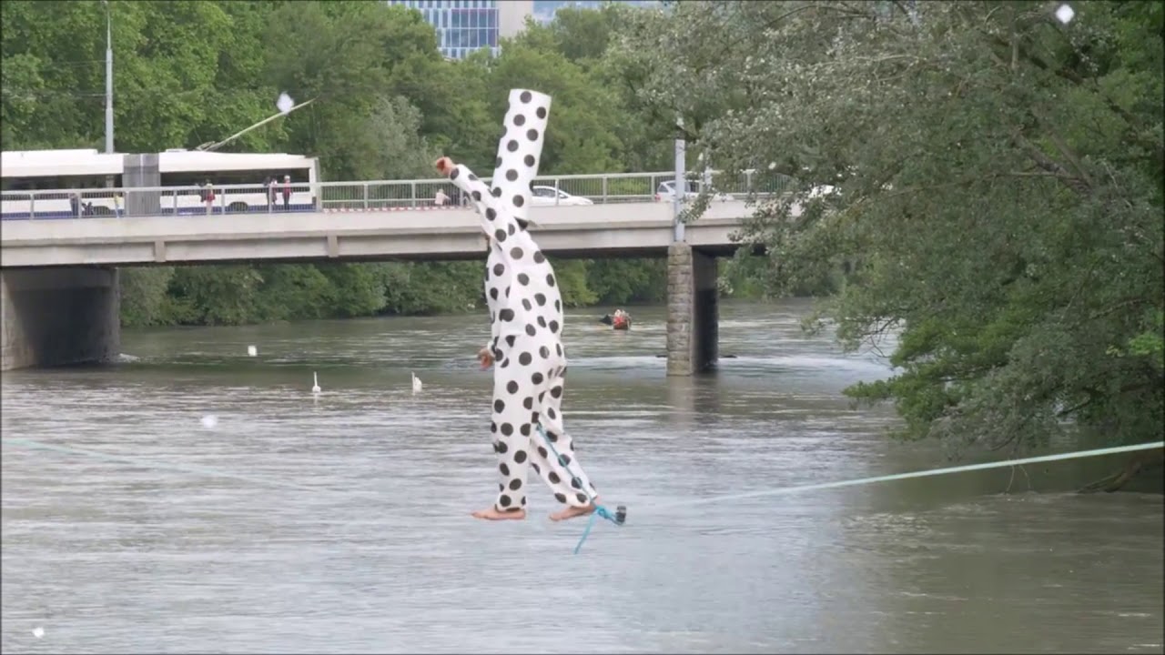 Theatre du loup short
