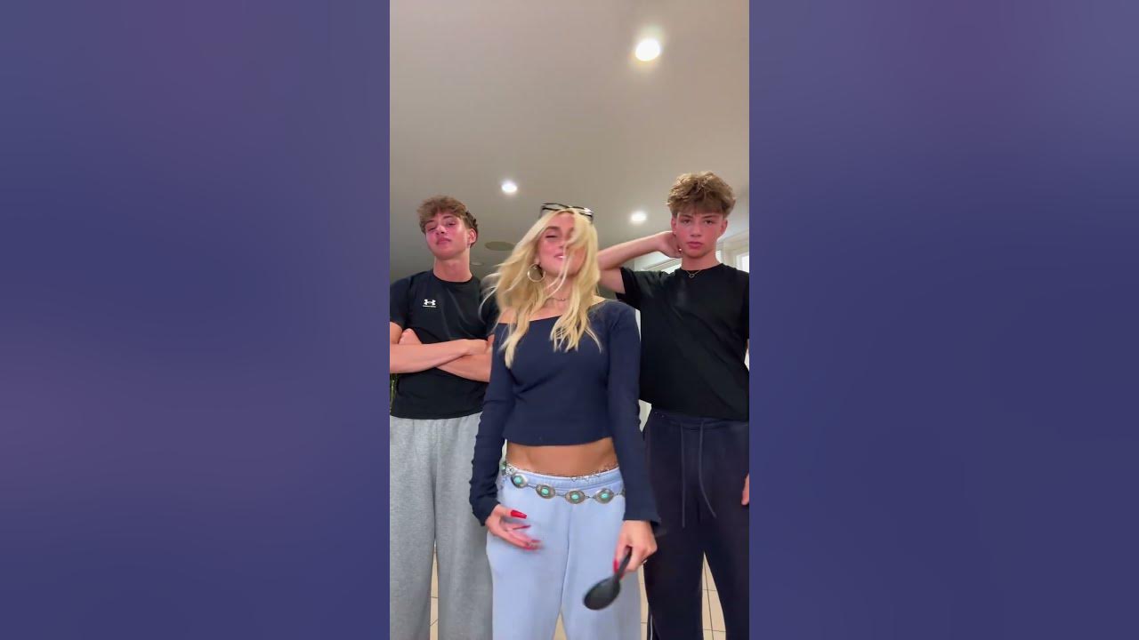 When you’re the only Taylor Swift fan🥲 #fyp @Jackson @Brooks #mckenzibrooke #swiftie #taylorswift When you’re the only Taylor Swift fan🥲 #fyp @Jackson @Brooks #mckenzibrooke #swiftie #taylorswift