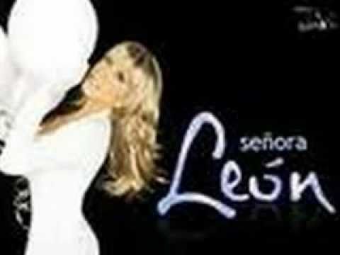 Laura Leon Suavecito
