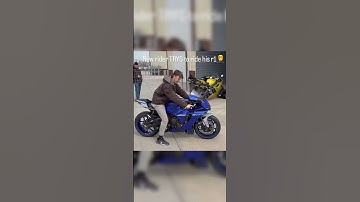 R1 as his first bike 🤧 Good choice or Bad ? #yamaha #r1 #sportsbike #viralshorts