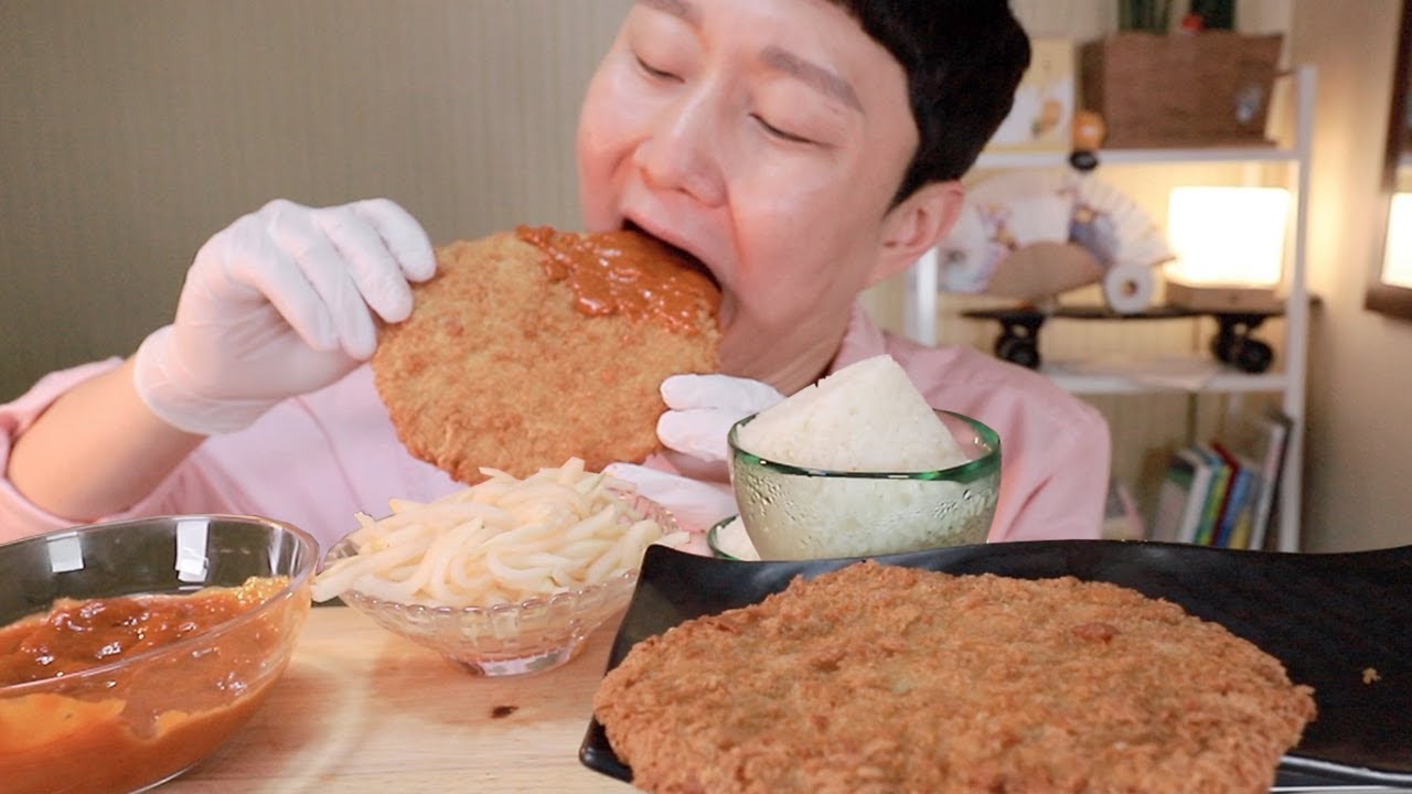 ～MUKBANG～매운 통 가나 점보 돈까스 리얼사운드 먹방~~!! Spicy Pork cutlet Eating Sounds ASMR