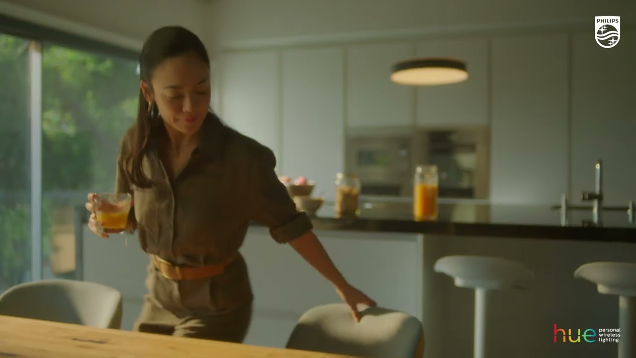 Twilight Sleep and Wake Up Lamp Philips Hue Product Video Long 16x9 60sec