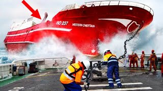 CRAZY BIG SHIP COLLISIONS AND MISTAKES CAUGHT ON CAMERA!