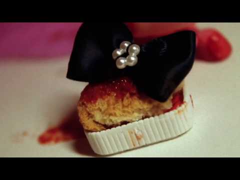 Lps: Mrs Brooke’s Blood Bakery (Halloween special)