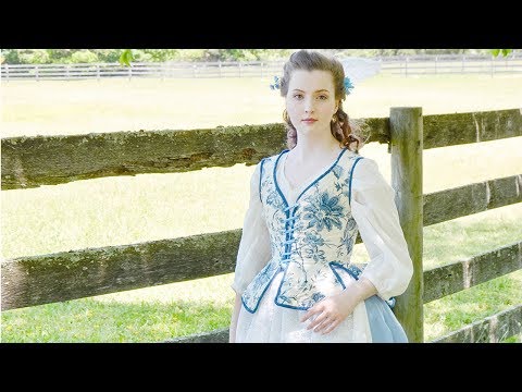 Making an 18th Century Skirt  with Side Closures