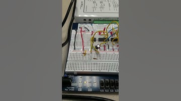 4bit binary counter flip flops with 555 timer