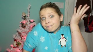 ☁Reacting to Old Facebook Profile Pictures!☁