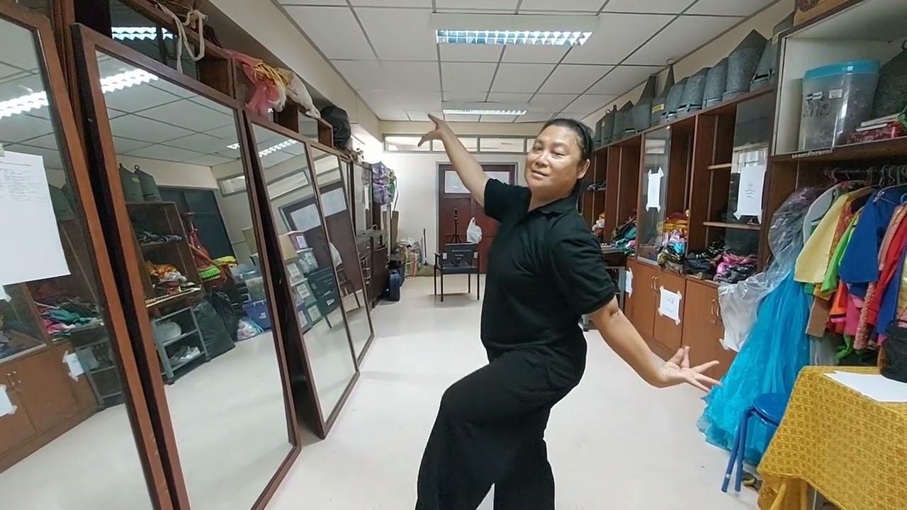 ครูติ้งรำ1