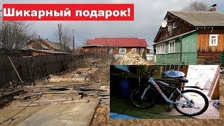 Разбомбил теплицу. Шикарный подарок детям от подписчика.