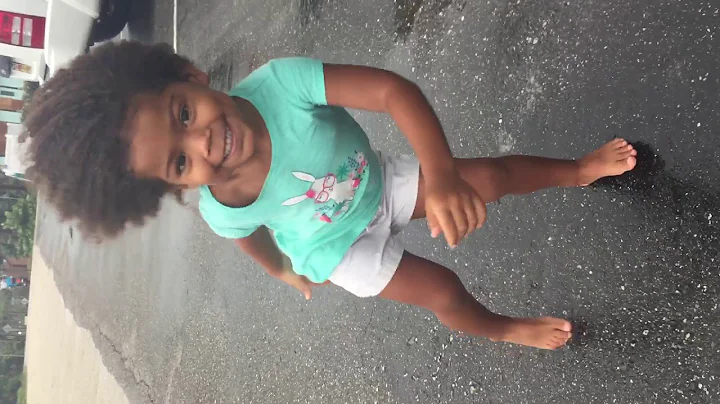 3 year old girl does Irma dance in Florida