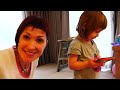 Vidéo en français pour bébés. Bianca cherche des bottes pour Baby Born. Promenade sous la pluie Mp3 Song