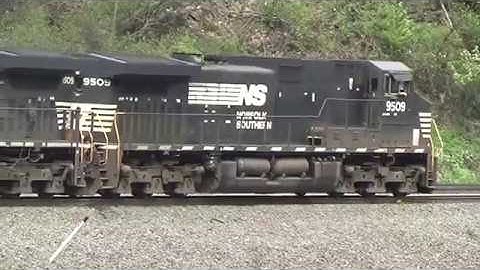 An Extremely Awesome Day At Horseshoe Curve w/INSANE HORN ACTION