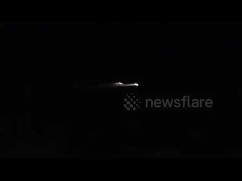 Meteor lights up night sky in Las Vegas