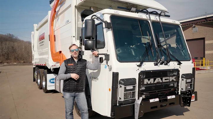 Mack LR Residential Front Loader Part 1 - Intro