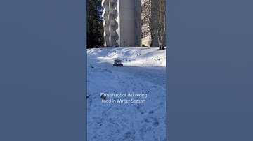 How Finnish Robot delivers food #robotics  #winterseason  #shorts