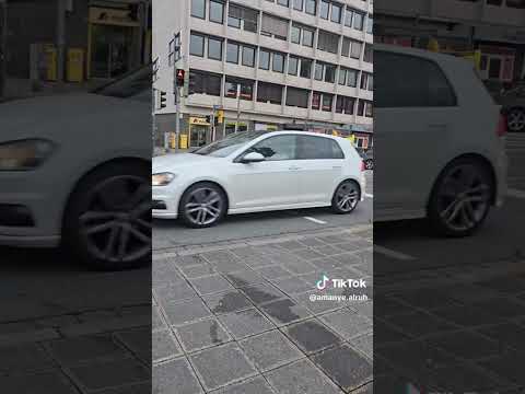 وقف يا زمان شي لحظة بسنيني وقف يا زمان
