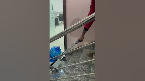 Corvids Stairs Climbing Steel Hand Truck with Foldable Wheels, Extendable Handle and 150 KG Capacity