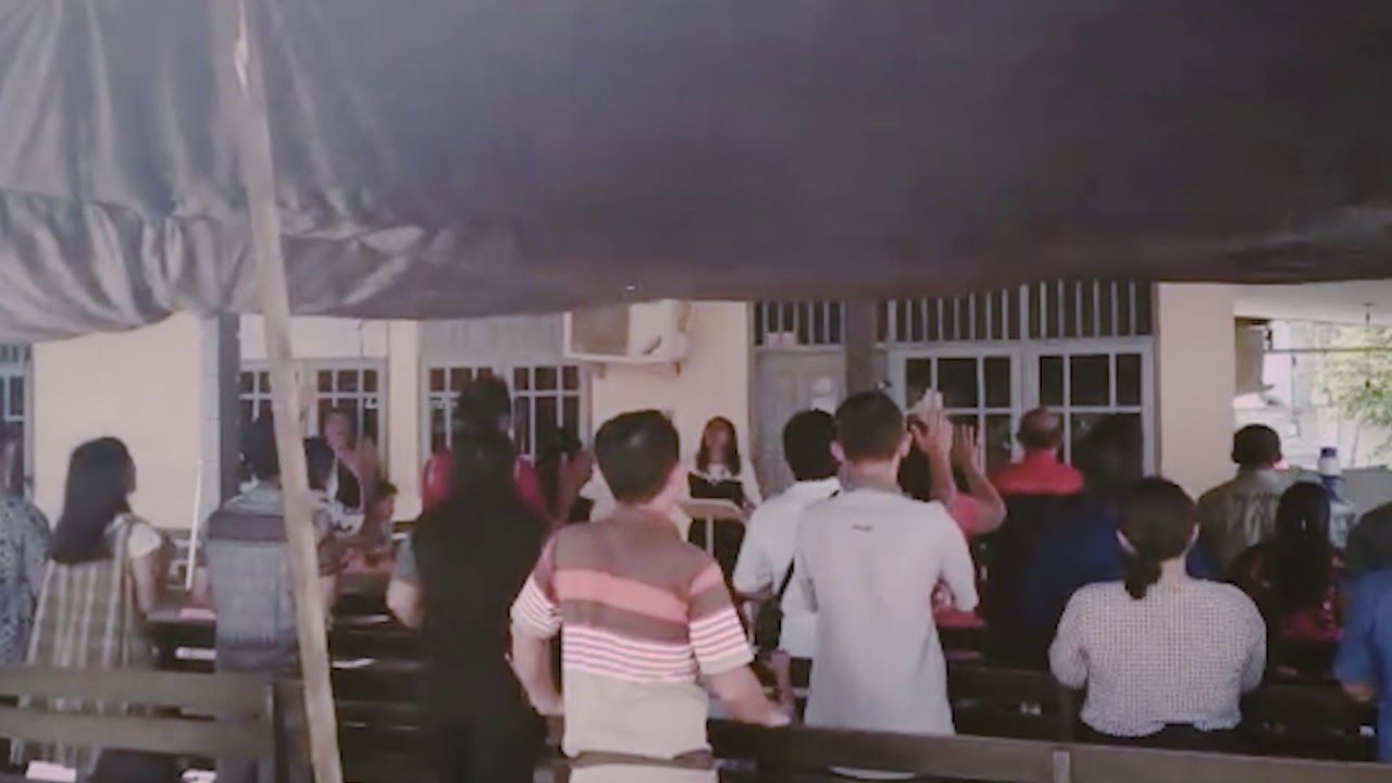 Christians in Indonesia continue to worship, despite the recent ...
