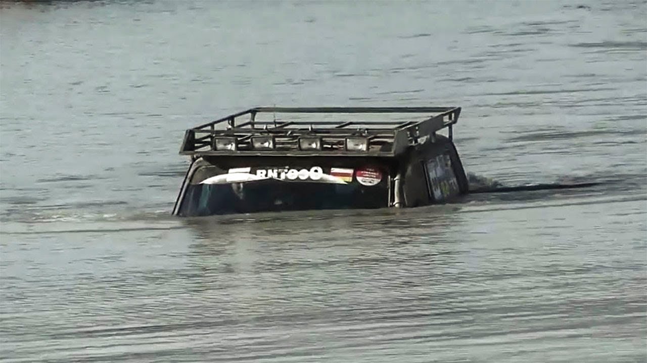Cars Crossing Extreme Heavy River Flooding Off Road Car Driving