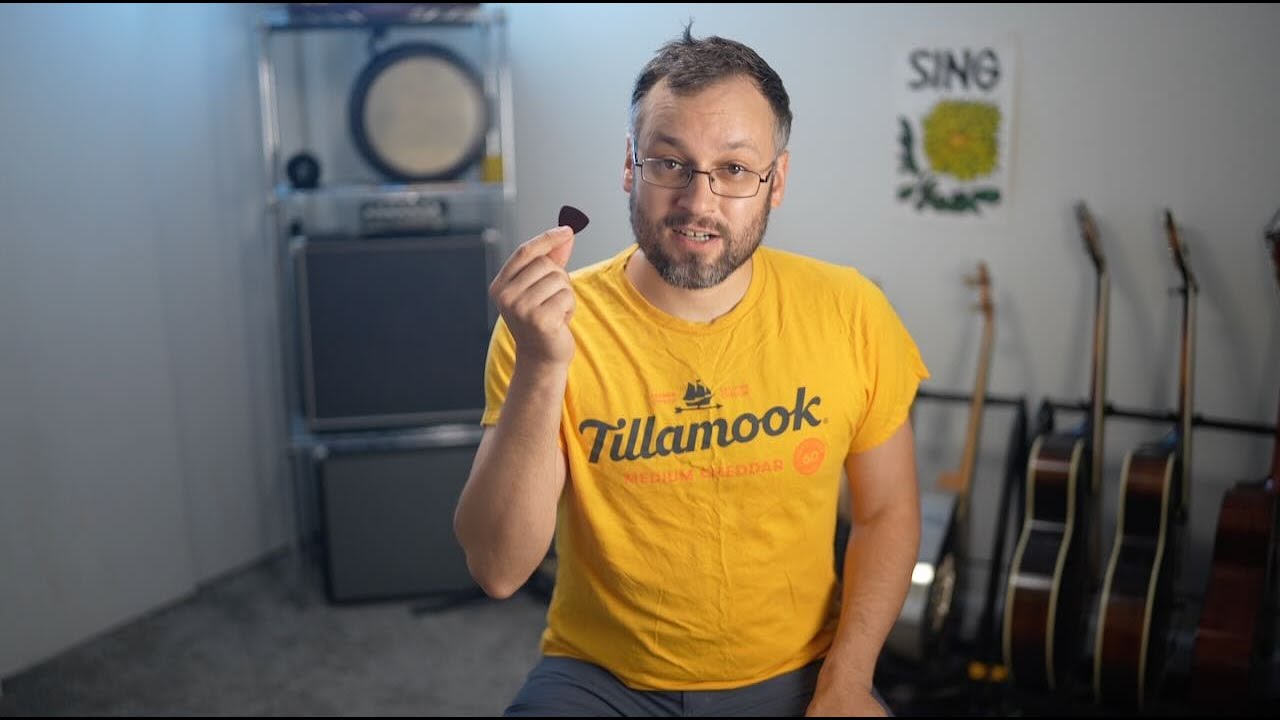 Guitar Pick Life Hack! (Works for all instruments with flat picks