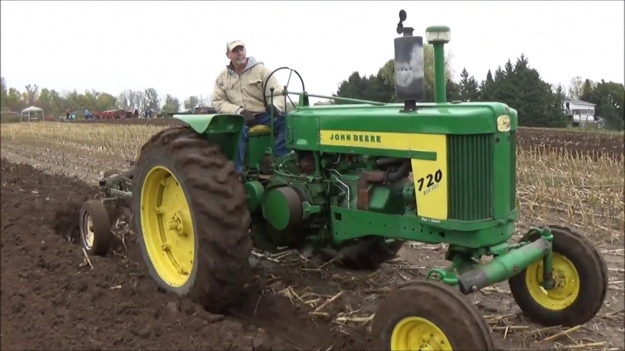 Antique Tractor Plow Day! The John Deere 720 Plowing Along With Members Of  The Local Club -- Farm Grown, Country Strong on YouTube