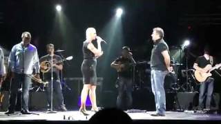 Antonis Remos i Tijana - Prosopika - (LIVE) - (Beogradska Arena 2009)