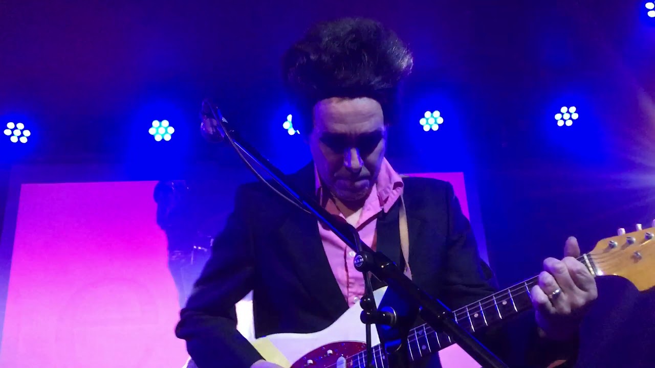 David Devant 2019: Cut out & keep me