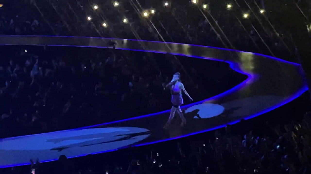 Ariana Grande: Adore & Love me Harder & Breathin’ Live - Sweetener World Tour Amsterdam - August 23