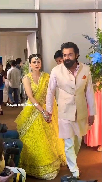 Bobby Deol ki beautiful wife Tanya Deol karan Deol ki shaadi mein 💞🥰💞#bobbydeol #tanya #yt