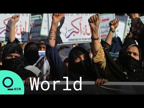 Hundreds of Women Protests School Hijab Ban in India