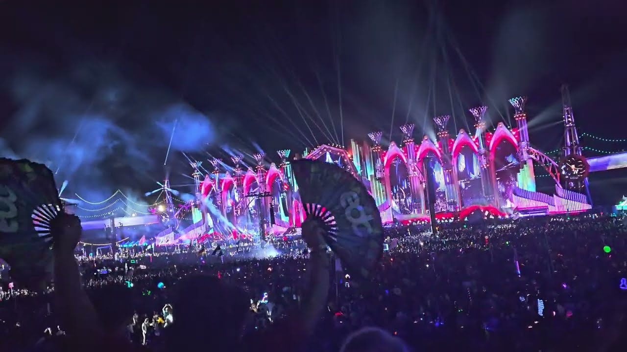 ILLENIUM - Sideways live @ Kinetic Field viewing deck, EDC 2024